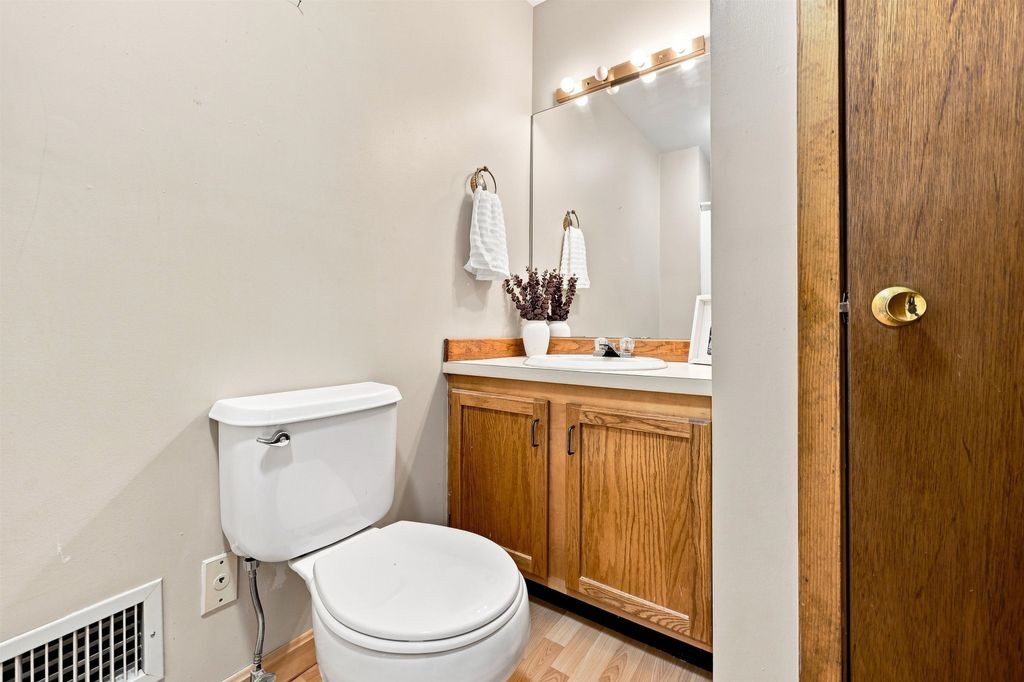 Image 41 of property listing at 23 Dunvegan Woods Drive, Hampton, NH 03842