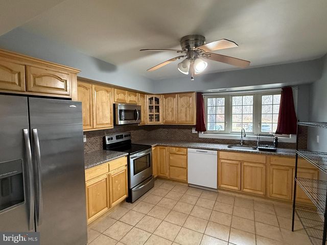 1636 HORACE CT, Bensalem, PA 19020