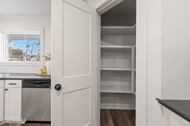 1210 Trotter Street, New Iberia, LA 70563