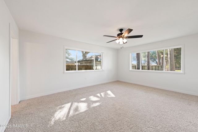 1210 Trotter Street, New Iberia, LA 70563