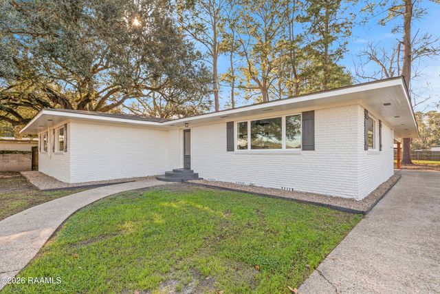 1210 Trotter Street, New Iberia, LA 70563