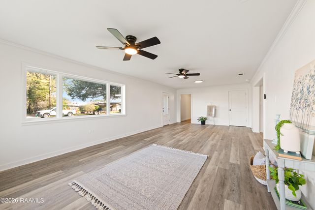 1210 Trotter Street, New Iberia, LA 70563