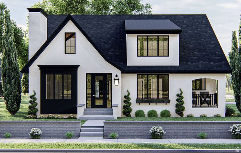 210 S 100 W, Hyde Park, UT 84318