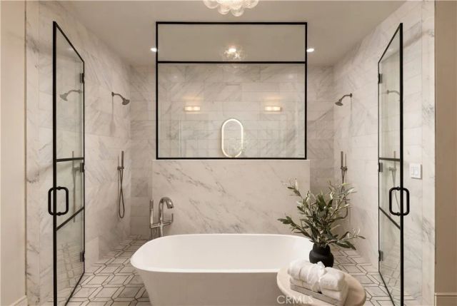 1001 Tiller Way, Corona Del Mar, CA 92625