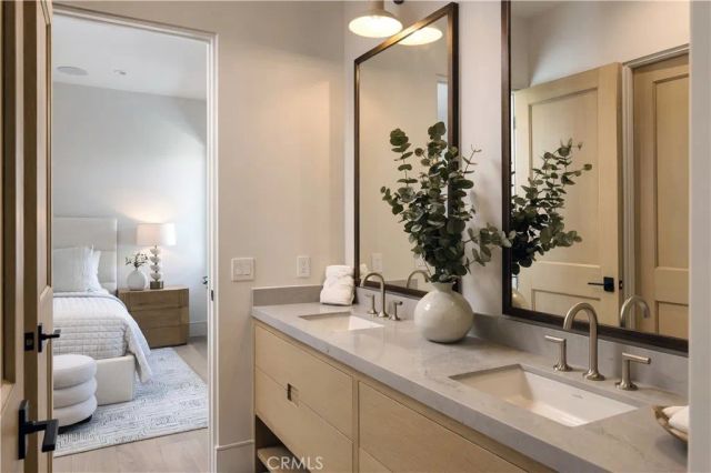 1001 Tiller Way, Corona Del Mar, CA 92625