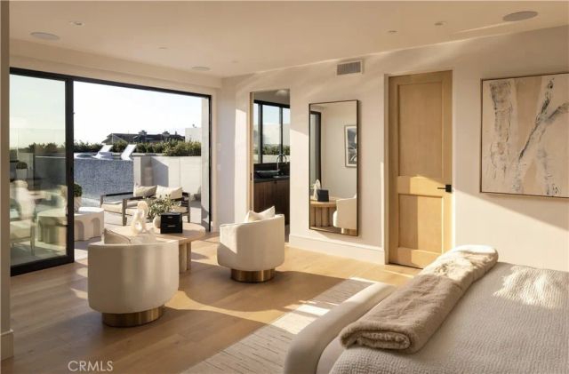 1001 Tiller Way, Corona Del Mar, CA 92625