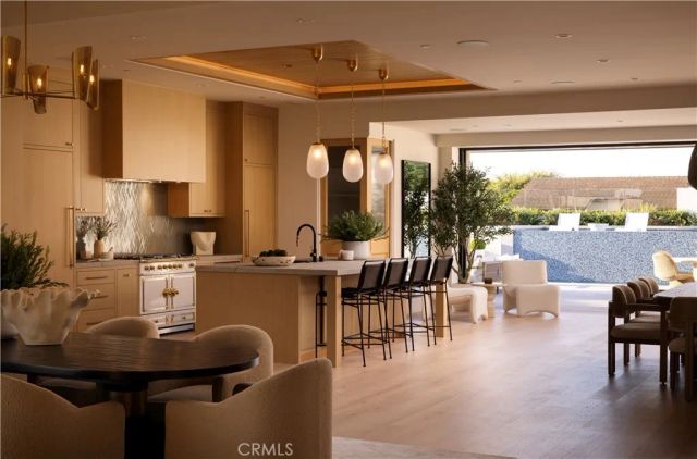 1001 Tiller Way, Corona Del Mar, CA 92625