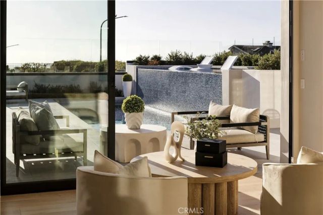 1001 Tiller Way, Corona Del Mar, CA 92625