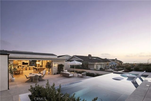 1001 Tiller Way, Corona Del Mar, CA 92625