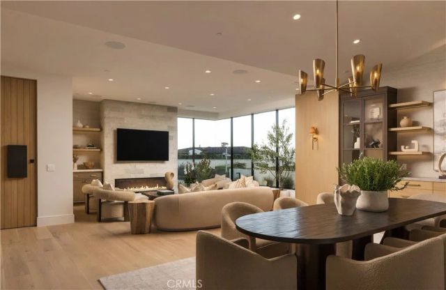 1001 Tiller Way, Corona Del Mar, CA 92625