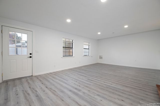 636 Southeast Terrace, New Braunfels, TX 78130