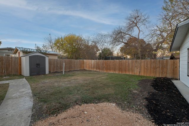 636 Southeast Terrace, New Braunfels, TX 78130