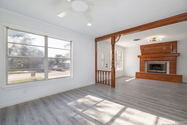 636 Southeast Terrace, New Braunfels, TX 78130