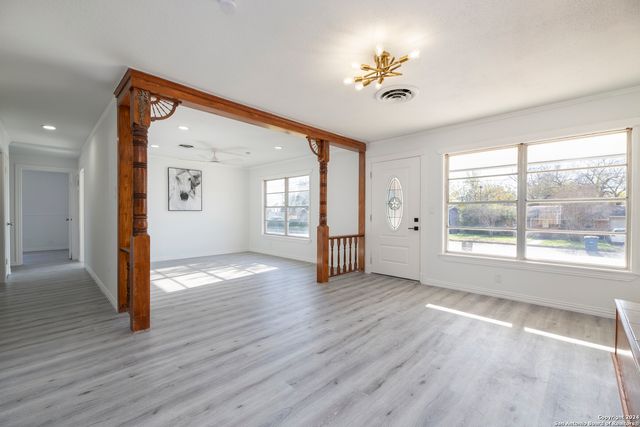 636 Southeast Terrace, New Braunfels, TX 78130