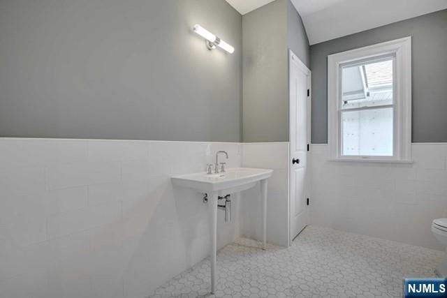 26 Bogert Street, Closter, NJ 07624