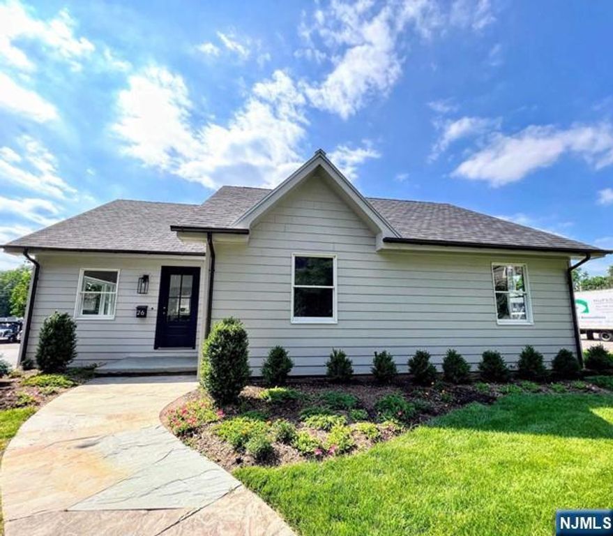 26 Bogert Street, Closter, NJ 07624