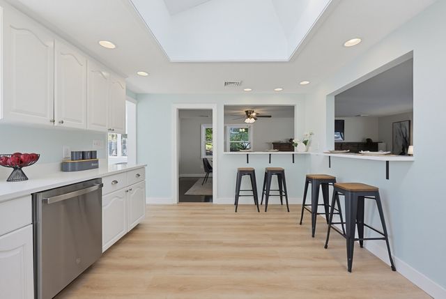 30 Taft Ln, Dedham, MA 02026