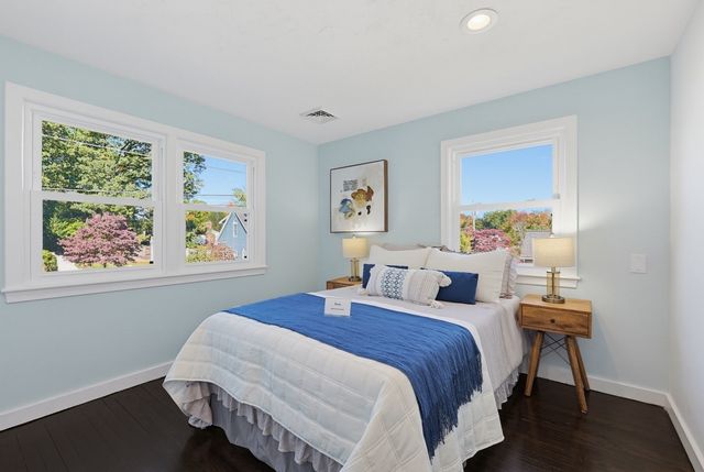 30 Taft Ln, Dedham, MA 02026
