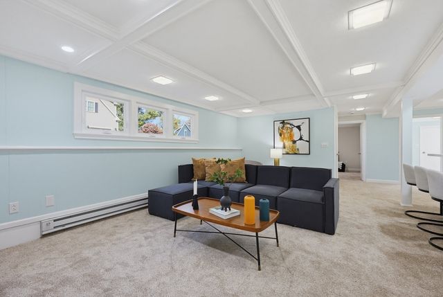30 Taft Ln, Dedham, MA 02026