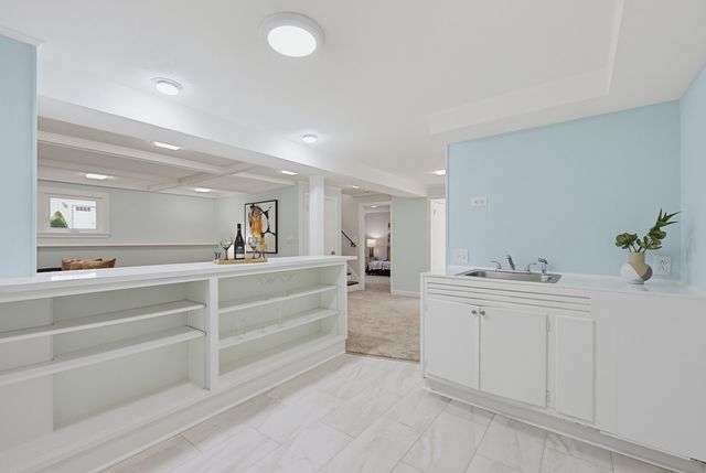 30 Taft Ln, Dedham, MA 02026