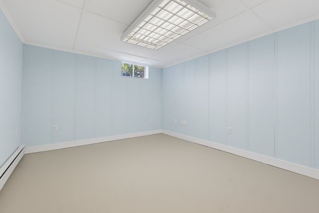 30 Taft Ln, Dedham, MA 02026