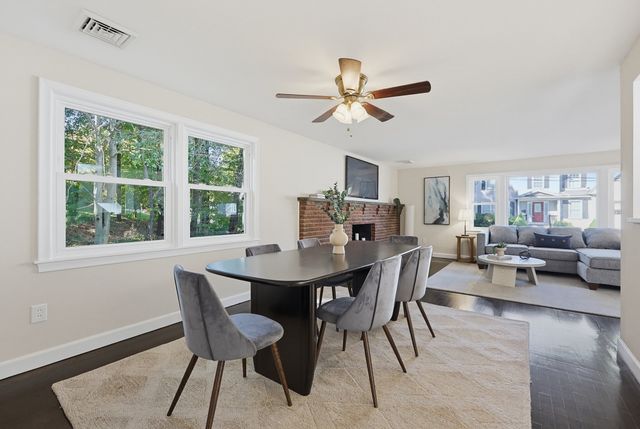 30 Taft Ln, Dedham, MA 02026