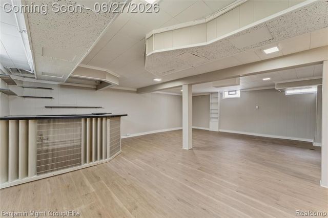 22584 Marine Avenue, Eastpointe, MI 48021