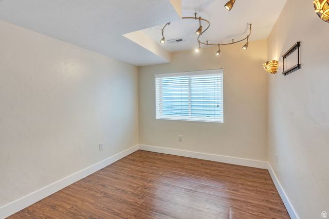 10426 S MILLERTON DR, South Jordan, UT 84009