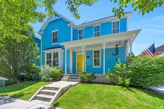 10426 S MILLERTON DR, South Jordan, UT 84009