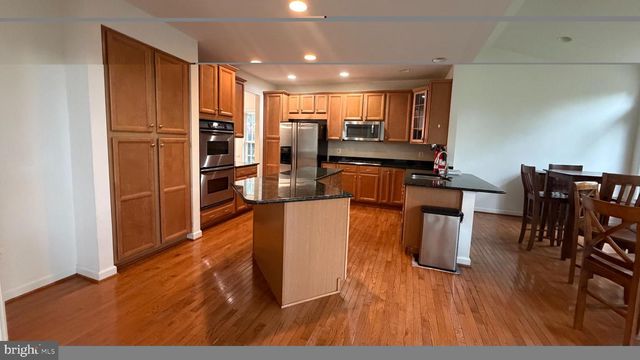 12525 CERROMAR PL, Fairfax, VA 22030