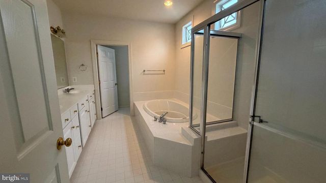 12525 CERROMAR PL, Fairfax, VA 22030