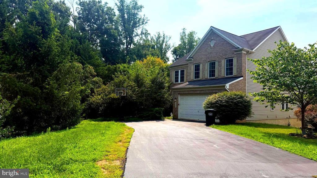 12525 CERROMAR PL, Fairfax, VA 22030