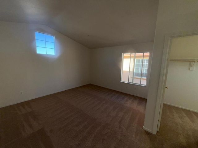 1061 Kensington Way, Salinas, CA 93906