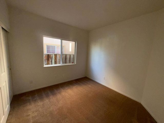 1061 Kensington Way, Salinas, CA 93906