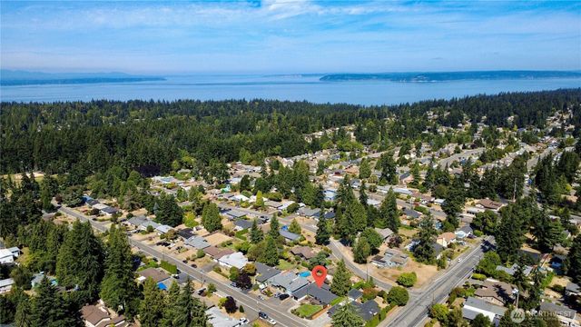 6821 190th Street SW, Lynnwood, WA 98036