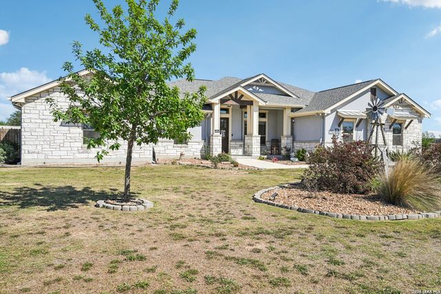 121 WESTFIELD LNDG, La Vernia, TX 78121