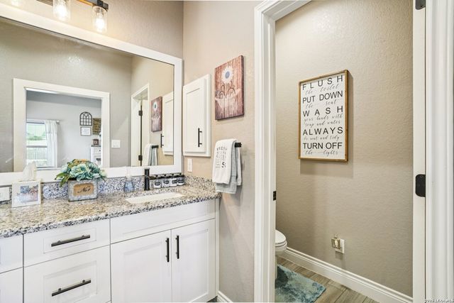 121 WESTFIELD LNDG, La Vernia, TX 78121