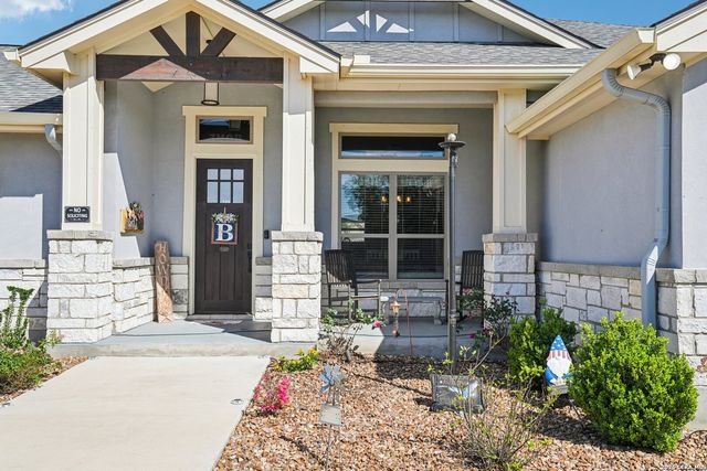 121 WESTFIELD LNDG, La Vernia, TX 78121