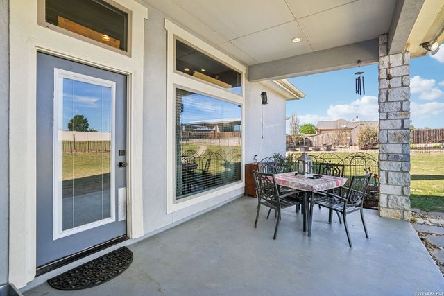 121 WESTFIELD LNDG, La Vernia, TX 78121