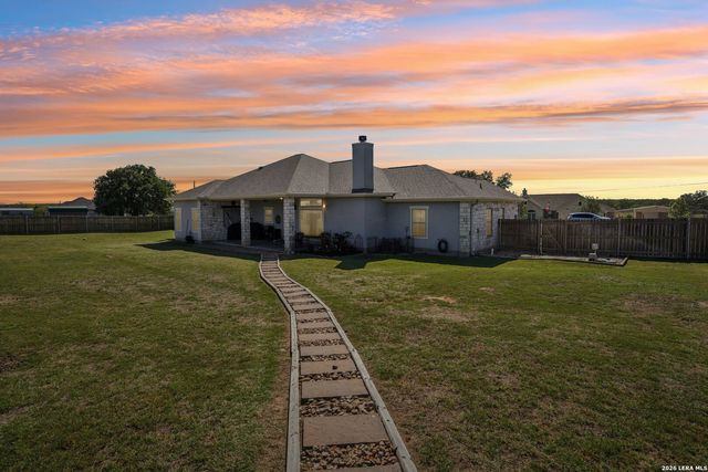 121 WESTFIELD LNDG, La Vernia, TX 78121