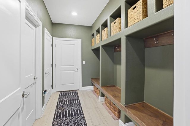 1539 Miller COURT, Oconomowoc, WI 53066