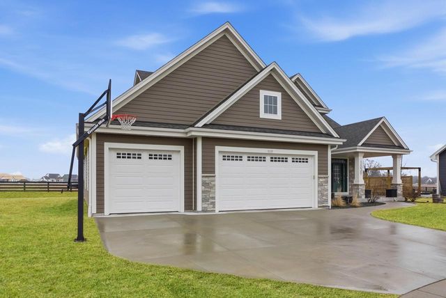 1539 Miller COURT, Oconomowoc, WI 53066