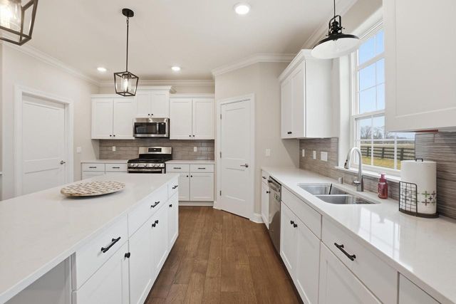 1539 Miller COURT, Oconomowoc, WI 53066