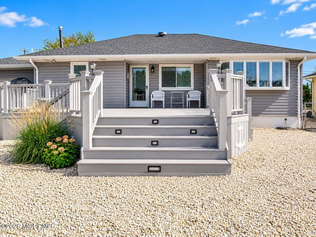 46 Longpoint Drive, Brick, NJ 08723
