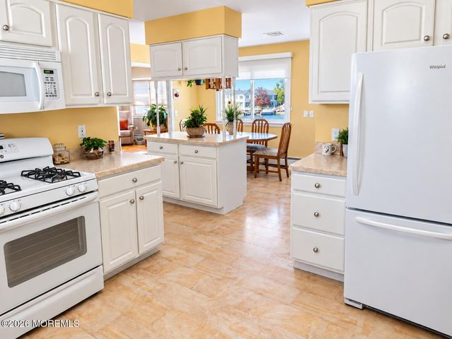 46 Longpoint Drive, Brick, NJ 08723