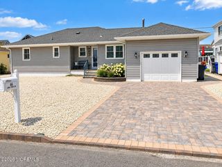 46 Longpoint Drive, Brick, NJ 08723