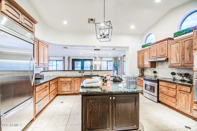 5448 E HARMONY Avenue, Mesa, AZ 85206