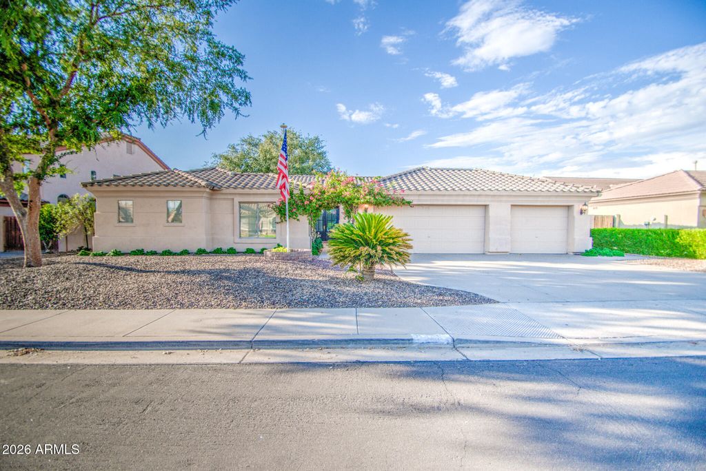 5448 E HARMONY Avenue, Mesa, AZ 85206
