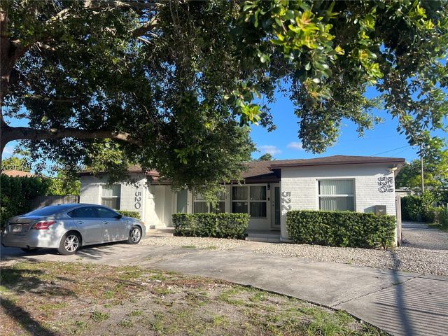 520 NW 104th St 522, Miami, FL 33150