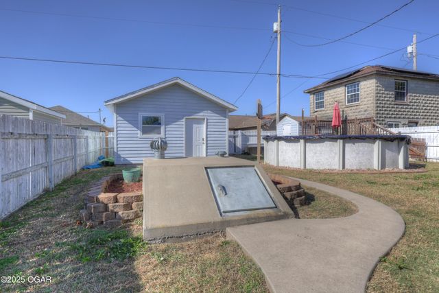 2212 Kentucky Avenue, Joplin, MO 64804